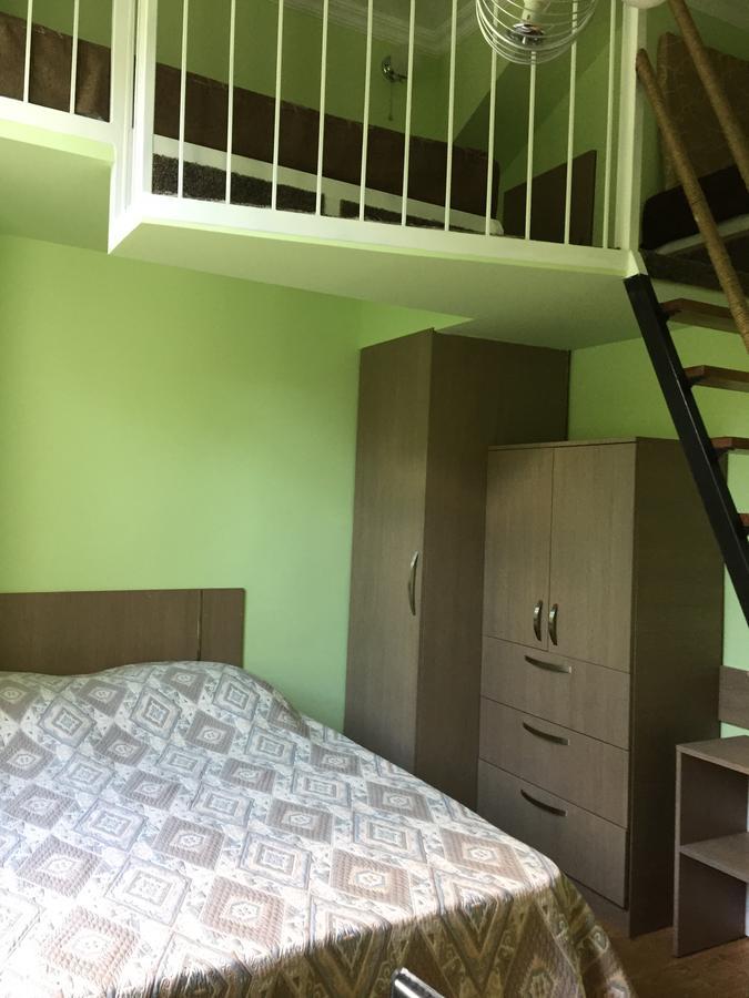 R And B Hotel Borjomi Luaran gambar
